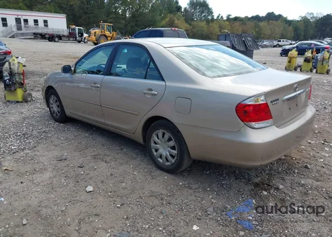 2005 Toyota Camry Le from USA, damaged, VIN 4T1BE32K15U979016